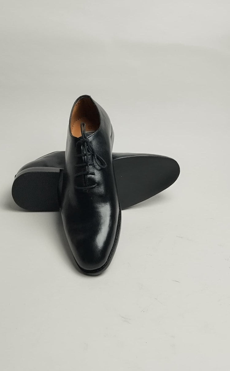 Whole Cut Oxford shoe(Elongated Tip)