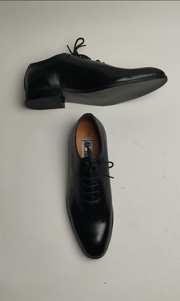 Whole Cut Oxford shoe(Elongated Tip)