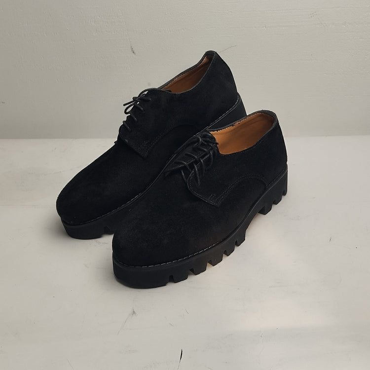 Gum Sole Suede Derby