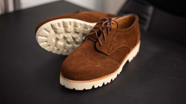 Gum-sole Wing Tip Brogues