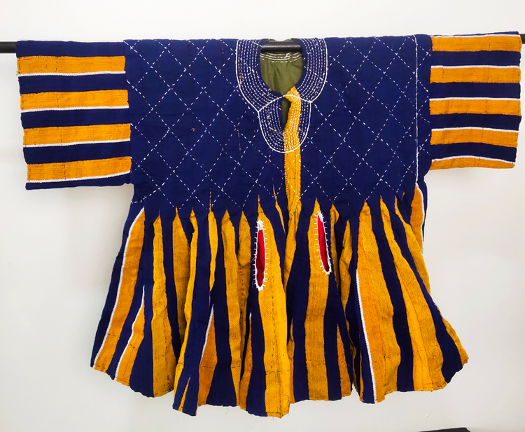 blue and yellow fugu smock